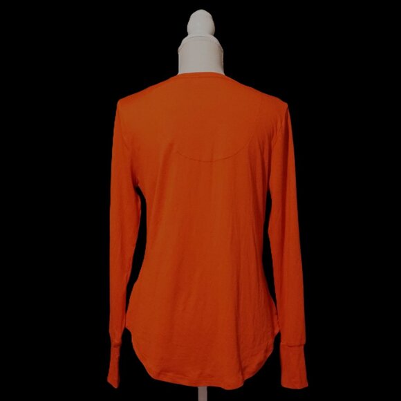 Santa’s Treasures Red Long Sleeve Tee Black and White Gnomes Women’s Medium - Picture 6 of 9